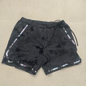 Lululemon reflective shorts (L)